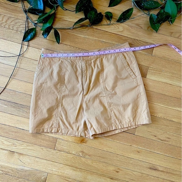 𝅺⭐️2 FOR $20⭐️ 𝅺Cotton Ginny Yellow shorts size 13. EUC - Picture 5 of 9